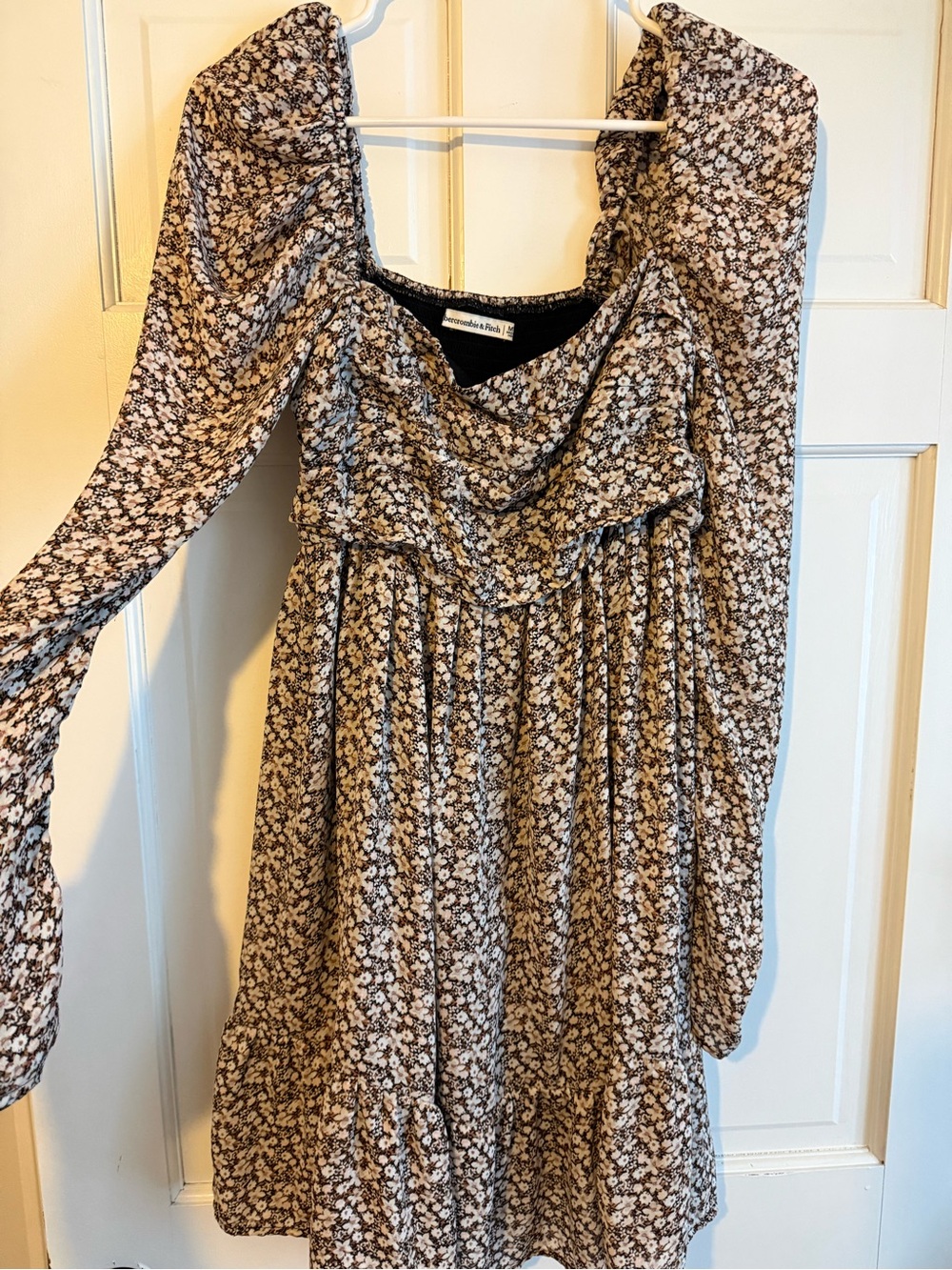 Abercrombie & Fitch Floral Puff-Sleeve Mini Dress in Brown & Cream - Size M Tall